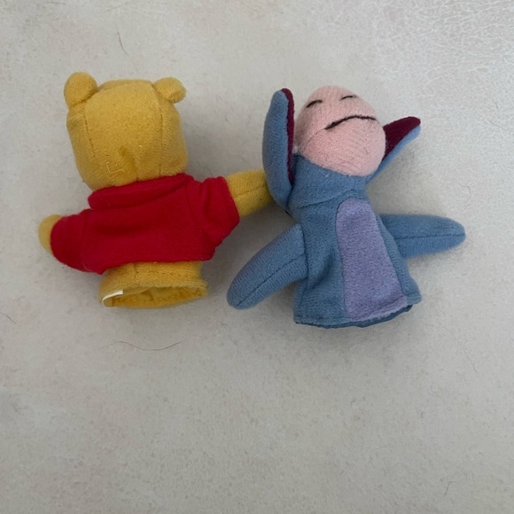 Winnie the Pooh and Eeyore finger puppets - Picture 3 of 4